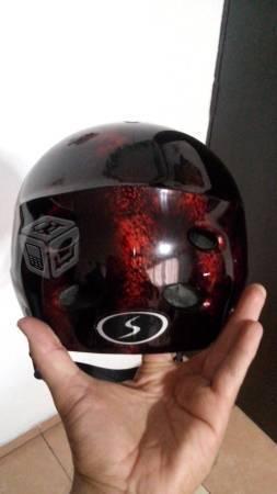 Casco para bici rojo con negro