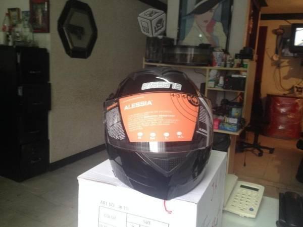 Casco abatible negro