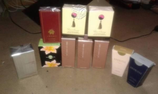 Lote de perfumes Avon y Jafra