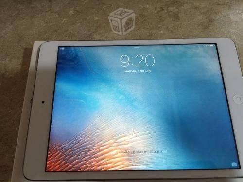 IPAD mini 2 retina color Gray con 32GB A1489