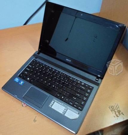 Laptop Acer Seminueva
