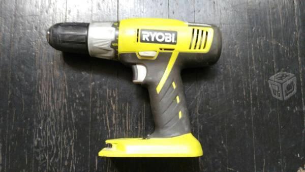 TALADRO RYOBI DE 18v SOLO