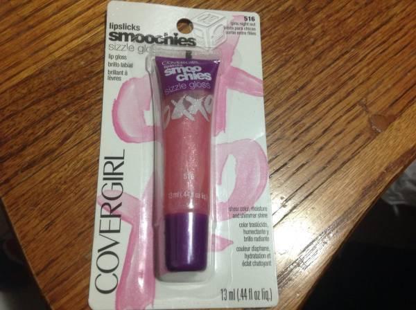 Gloss o labial humectante covergirl oxxo revlon