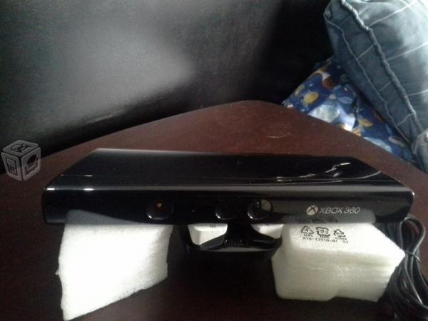Xbox 360 con Kinect, 4 Gb