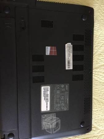Acer V5 seminueva