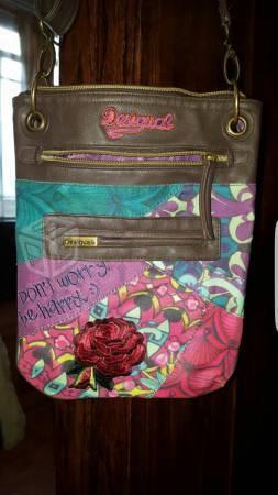 Bolsa cruzada DESIGUAL