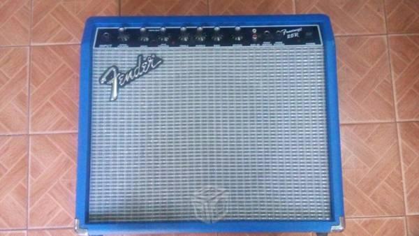 Amplificador Fender Frontman 25r color azul