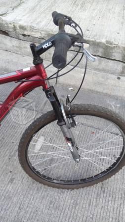 Bicicleta huffy r26 doble suspencion casi nueva