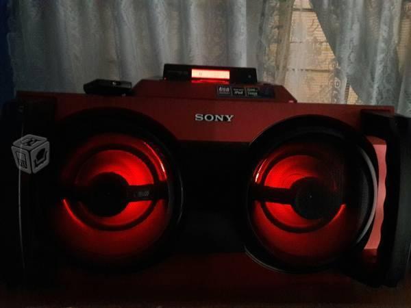 Grabadora Sony con luces