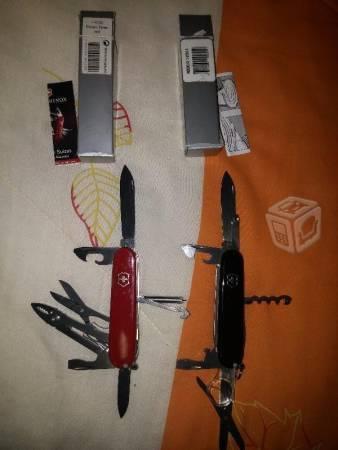 Navajas suizas Victorinox multiherramienta nuevas