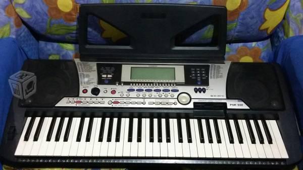 Vendo teclado Yamaha psr 550