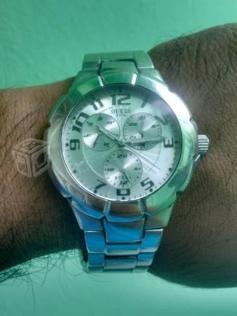 Reloj Guess steel calendografo