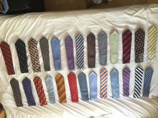 Varias corbatas de moda excelente estado,de remate