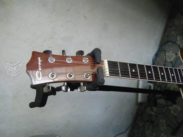 Guitarra Electroacústica Caraya