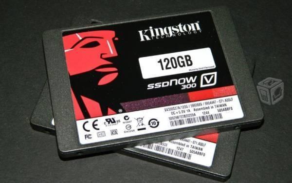 SSD de 120 GB marca Kingston