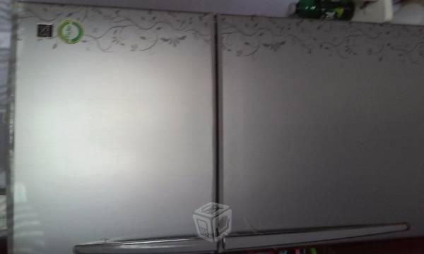 Refrigerador gris
