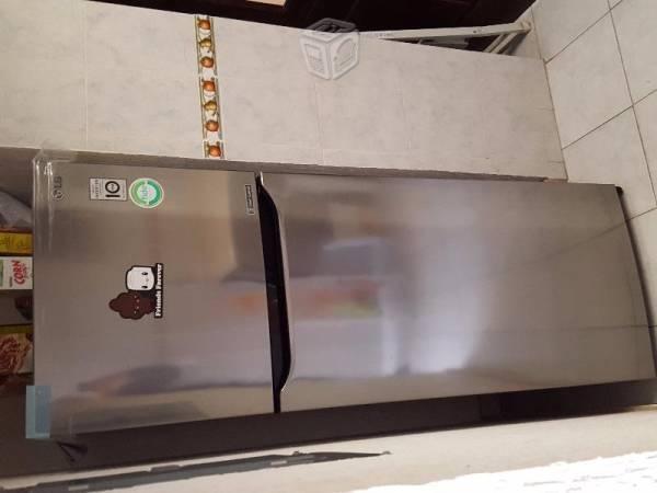 Refrigerador LG nuevo 13 pies