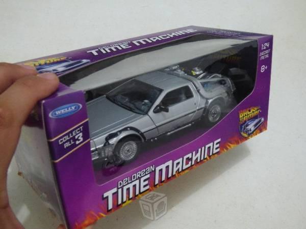 Deloren Back to the Future 1:24