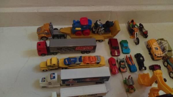 Camiones de diferentes tamaños