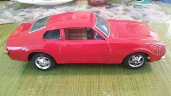 Ford maverick escala 1:18