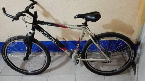 Bicicleta de aluminio trek 4500 alpha r26