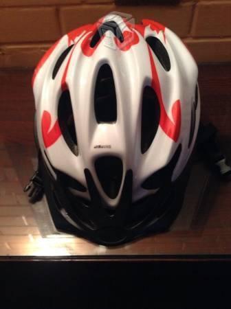 Casco para ciclista profesional