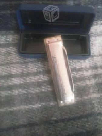 Harmonica en buen estado