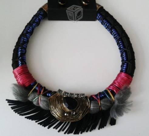 Collares nuevos