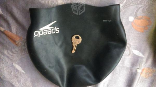 Gorra para natacion profesional ajustable negra