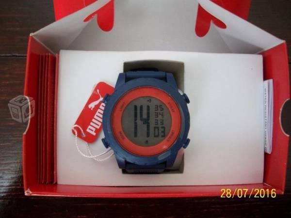 Reloj Puma Nuevo azul con rojo
