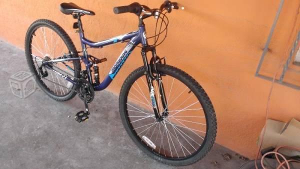 Bicicleta de montaña mongoose ledge 2.1