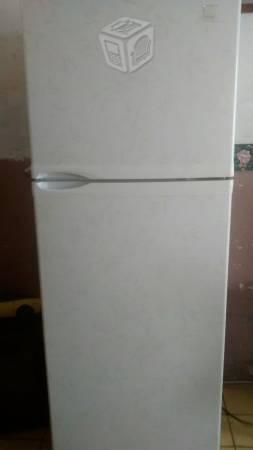 Refrigerador Daewoo 2 puertas