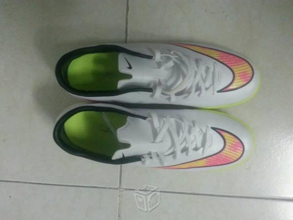Nike Mercurial talla 6