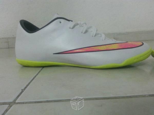 Nike Mercurial talla 6