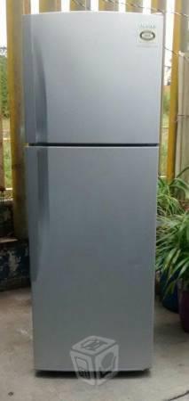 Refrigerador Plata Samsung 12 pies