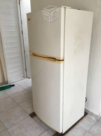 Refrigerador en funcionamiento