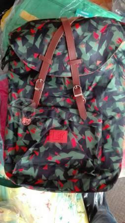 Mochilas nuevas MTv