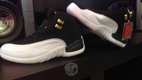 Tenis jordan retro Xll num 7