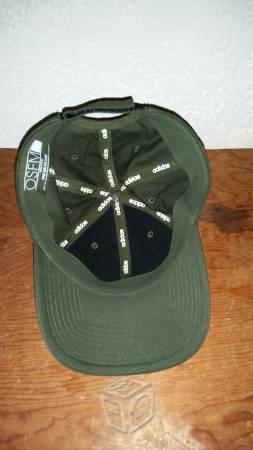 Gorra adidas original verde militar super precio