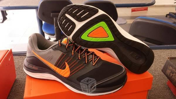 Tenis Nike dual fusion 6 y 7.5mx nuevos