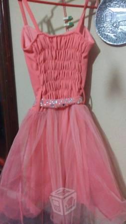 Vestido de niña con tul