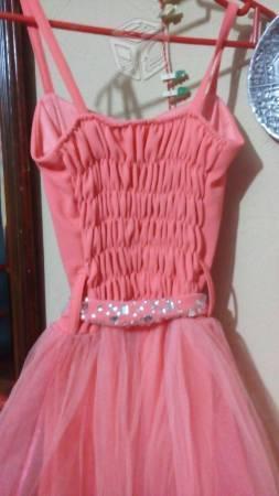 Vestido de niña con tul