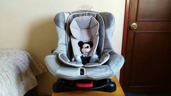 Asiento de carro para niño INFANTI