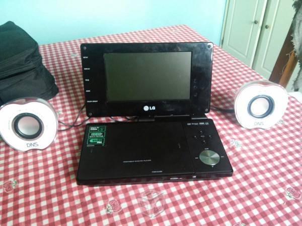 Dvd LG con bosinas pantalla 7