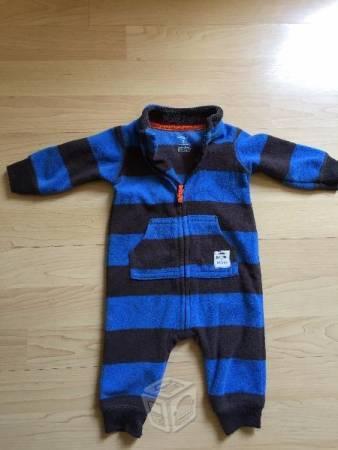 Pijama Mameluco niño carters color azul y negro