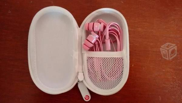 UrBeats by Dr. Dre de Nicki Minaj color rosa