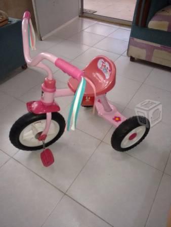 Triciclo Apache para niña