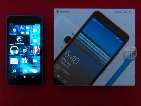 Microsoft Lumia 640XL Semi Caja y cargado original