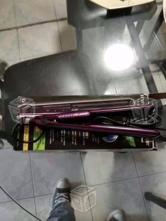 Plancha para cabello conaer nueva