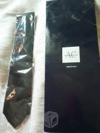 Corbata nueva negra importada